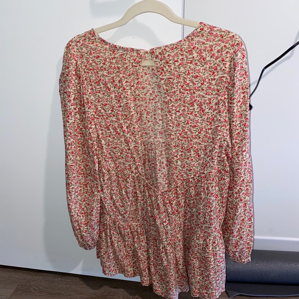 Blouse! - Picture 3 of 3
